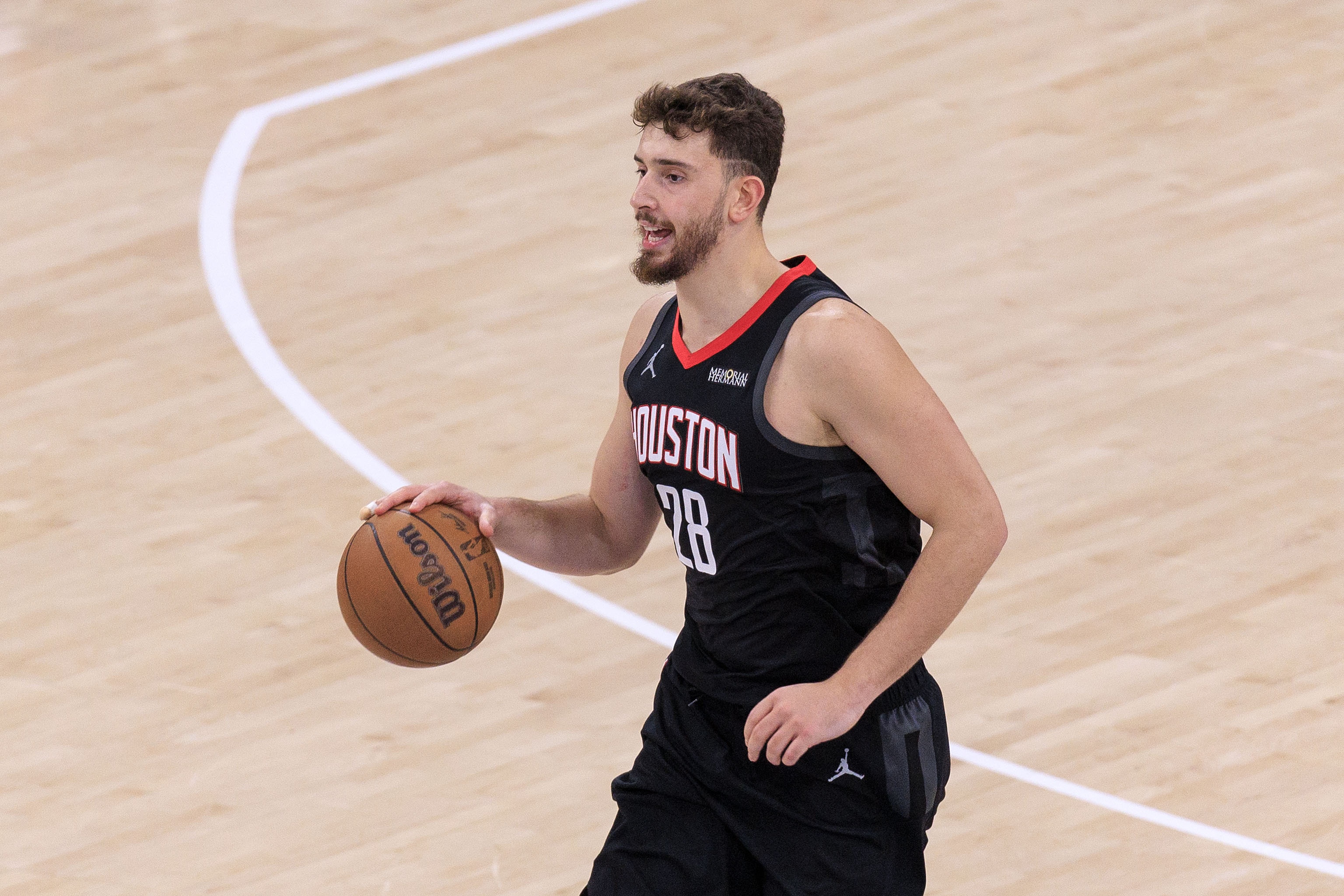 开云中国-效率是真低！申京上半场11中4得到8分10板1助 罚球2中0