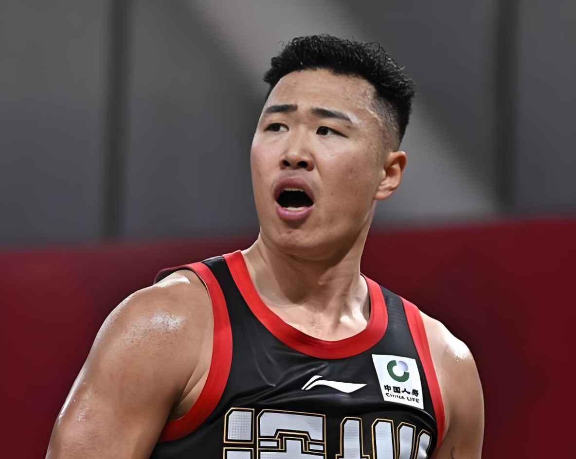 开云中国-贺希宁“哑巴吃黄连”，球迷：裁判“和稀泥”